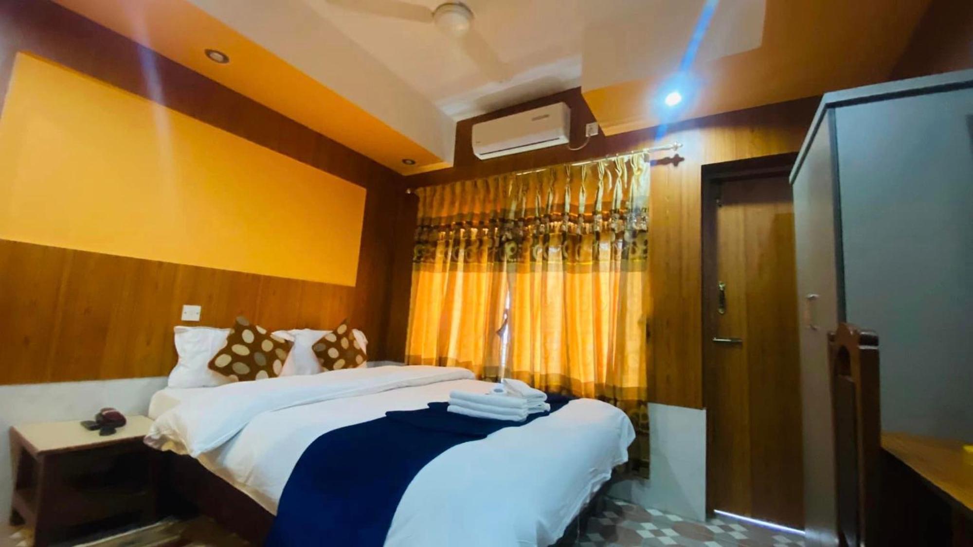 Hotel River Park Похара Екстериор снимка
